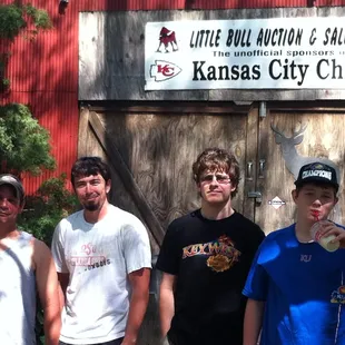 Out @ &quot;The Little Bull Auction Barn&quot; Augusta Kansas