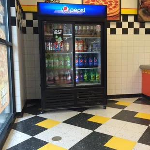 the inside of a fast food restaurant