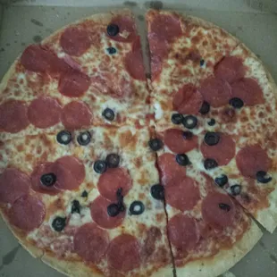 Little light on the black olives on this pizza.  That sucks for me.