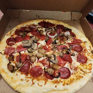Supposed to be a Supreme Pizza which it doesn't even look like one.