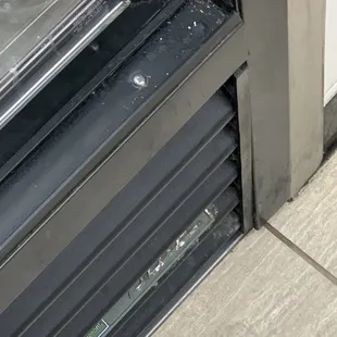 Takes like 30 seconds to sweep it out with the broom/look how Grimy and Grammy the bottom of the drink cooler -1=2/5