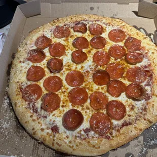 Does anyone see a problem here? Guess I&apos;ll just roll it into a pizza taco since there aren&apos;t any slices.