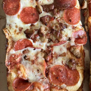 3-meat Deep dish pizza