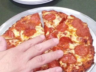Round Table Pizza