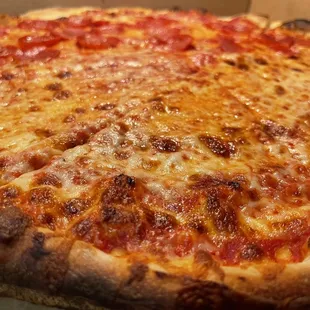 Crispy NY style pizza slice