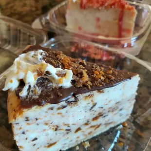 Butterfinger Cheesecake