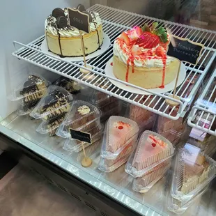 Some of their popular cheesecake flavors