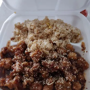 Lunch combo. Sesame Chicken.