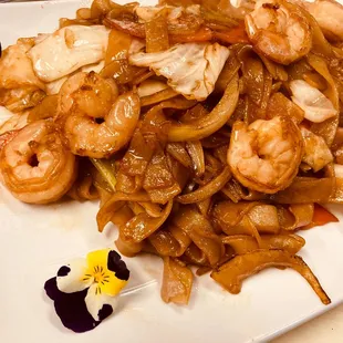 SHRIMP CHOW FUN