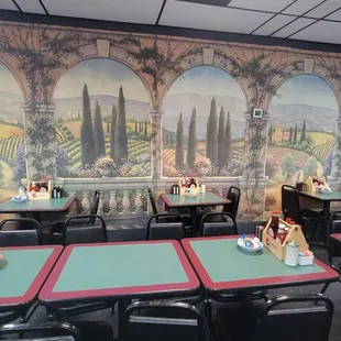 Cute Dining Area w/ Greek Decor