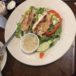 Greek Salad with Grilled Chicken