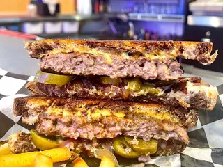 Lake Front Bar and Grill