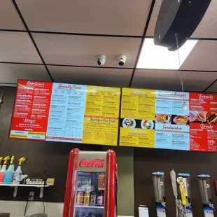 Checking pizza place out for 1st time