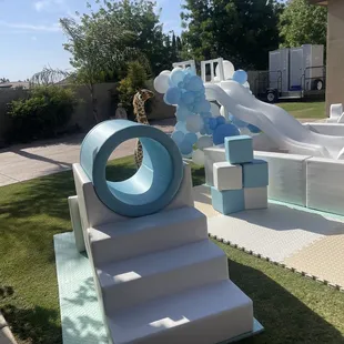 Soft play stairs and tunnel perfect for enhancing your little ones gross motor skills