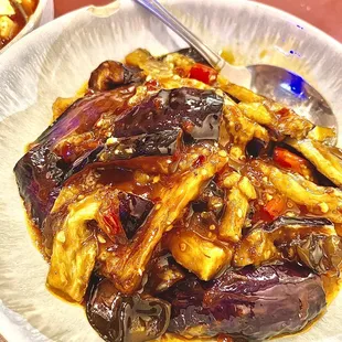 Eggplant with garlic sauce