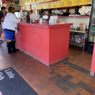 No HELP! Bad attitude &amp; bad service !!!