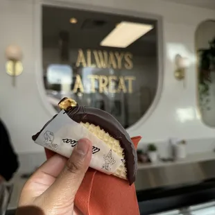 Once upon a time in Hollywood choco taco