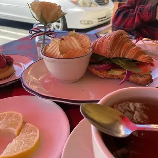 Veggie Croissandwich