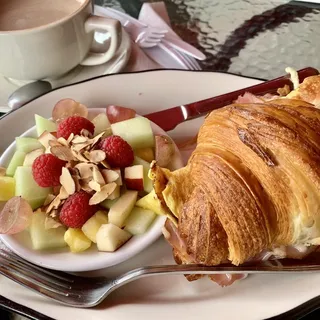 Italian Croissandwich