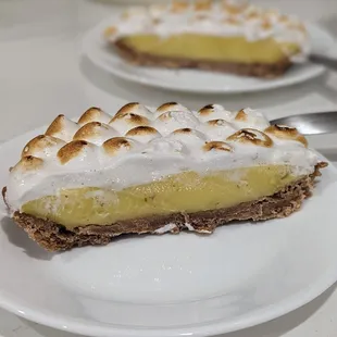 Citrus meringue pie