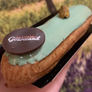 Pistachio Eclair