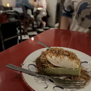 Pandan coconut cream pie