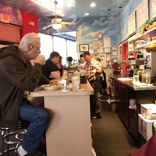 Awesome atmosphere. Supper friendly waitresses. Food is amazing. The hash browns are worth the wait!! Portions are hearty.