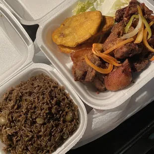 Fried Griot and side of black rice