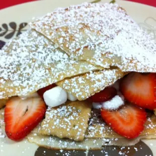 S'MORES & STRAWBERRY CREPE!