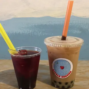 Mango black tea with bobaand a free sample of the hibiscus boba tea! So sweet