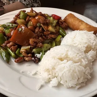 Kung Pao Chicken Lunch Special