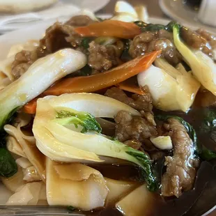 Beef chow fun