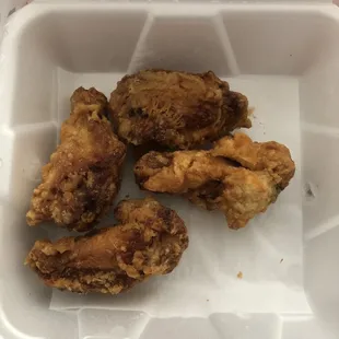 chicken wings and fried chicken, bbq wings, poultry, chicken wings, food, fried chicken wings, fried chicken, chicken, bbq chicken