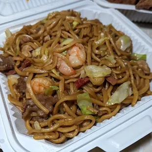 combo chow mein
