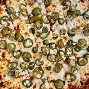 Thin w/pepperoni, onion &amp; jalapeno