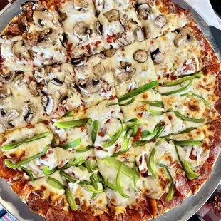 1/2 &amp; 1/2 toppings w/extra cheese &amp; extra sauce