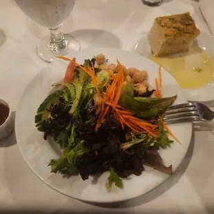Salad with the house dressing on the side. House dressing was ok, kinda sweet...reminds me of italian