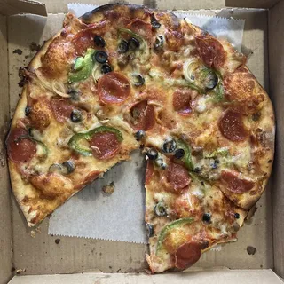 Deluxe Pizza
