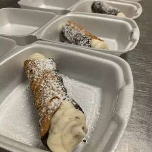 Fresh Homemade Cannoli