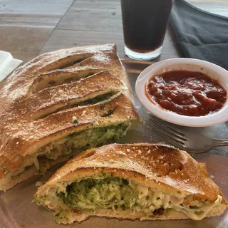 Pesto Calzone