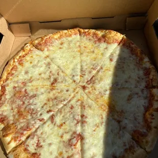Cheese pizza