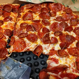 food, pizza