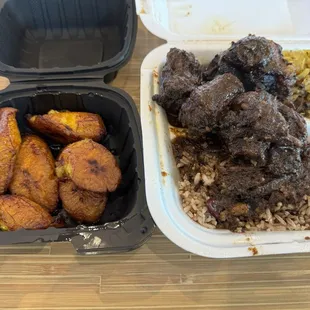 Plantains, ox tail. Highly recommend. Great food, great, service, great attitudes!