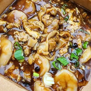 Shrimp with Lobster sauce chow fun