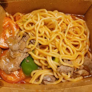 Tomato Beef Chow Mein