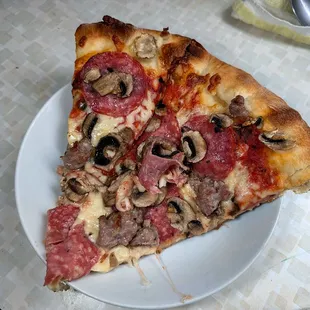 Joe's Special (Salami, sausage &amp; mushrooms)