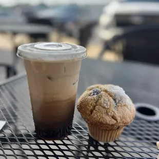 Little j's Bakeshoppe & Coffee