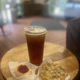 Cold tea and two cookies