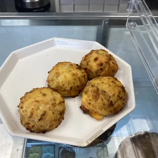 Keto cheese biscuits