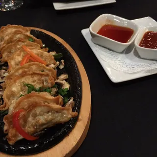 Sizzling Dumpling Miso Soup